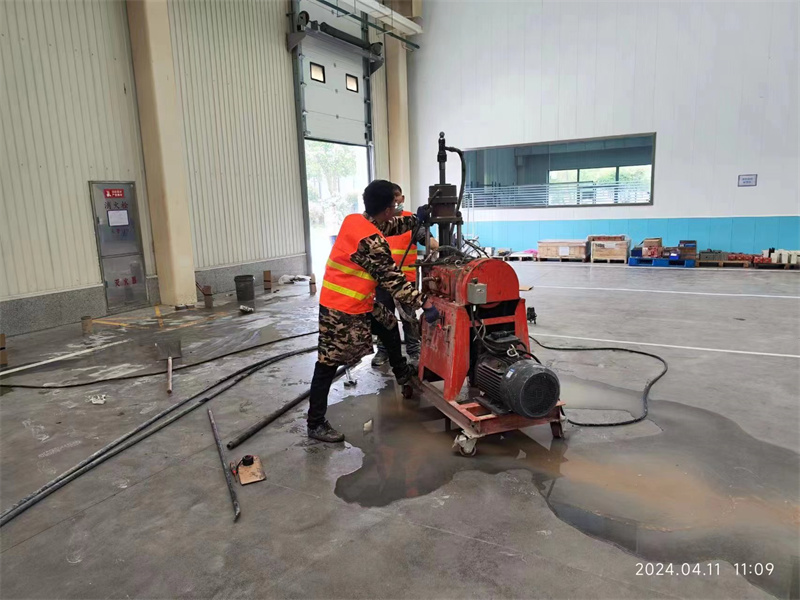 随县厂房地面下沉塌陷注浆加固施工